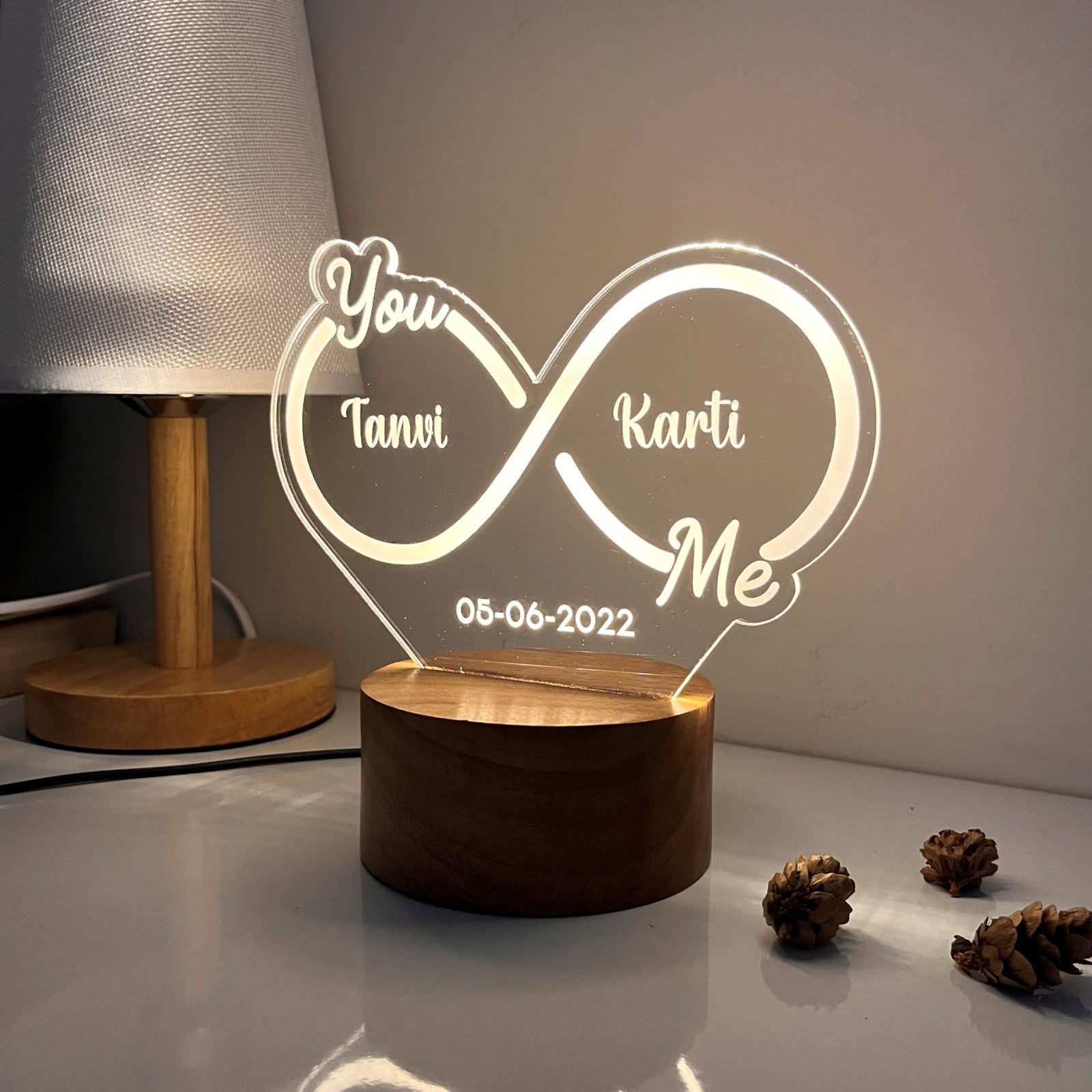 Infinity Couple Name Lamp - Image 2