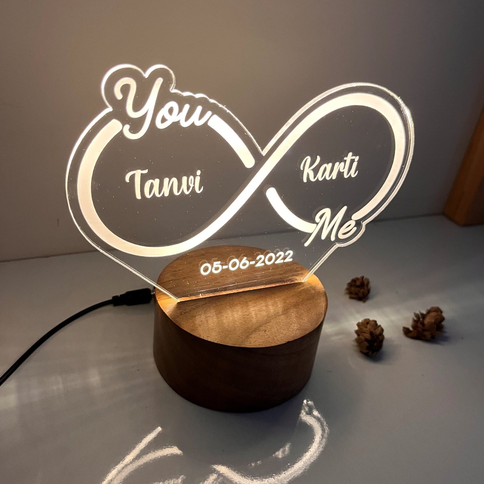 Infinity Couple Name Lamp - Image 3