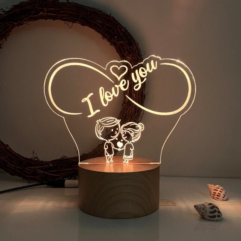 I love You Lamp with Couple - Image 1