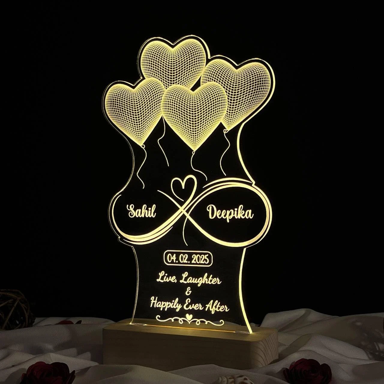 3d heart balloons infinity lamp – close-up