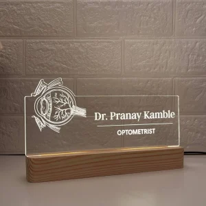 Name lamp for eye doctors & optometrists – glowing on a desk