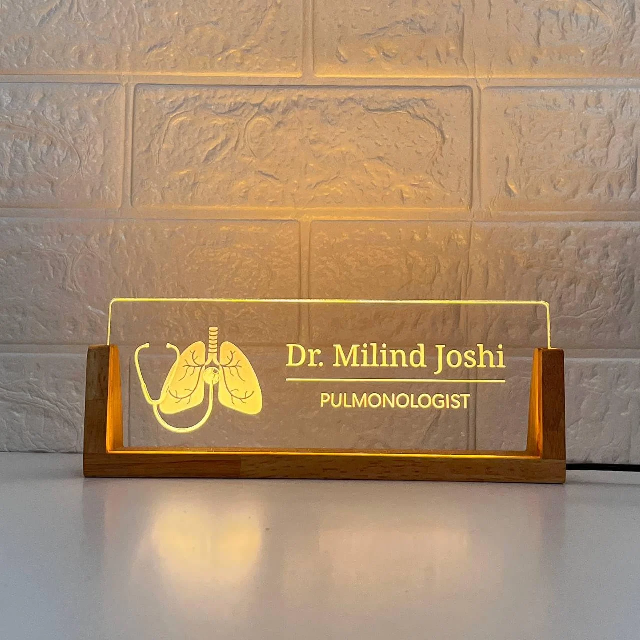 LED desk name plate for pulmonologists