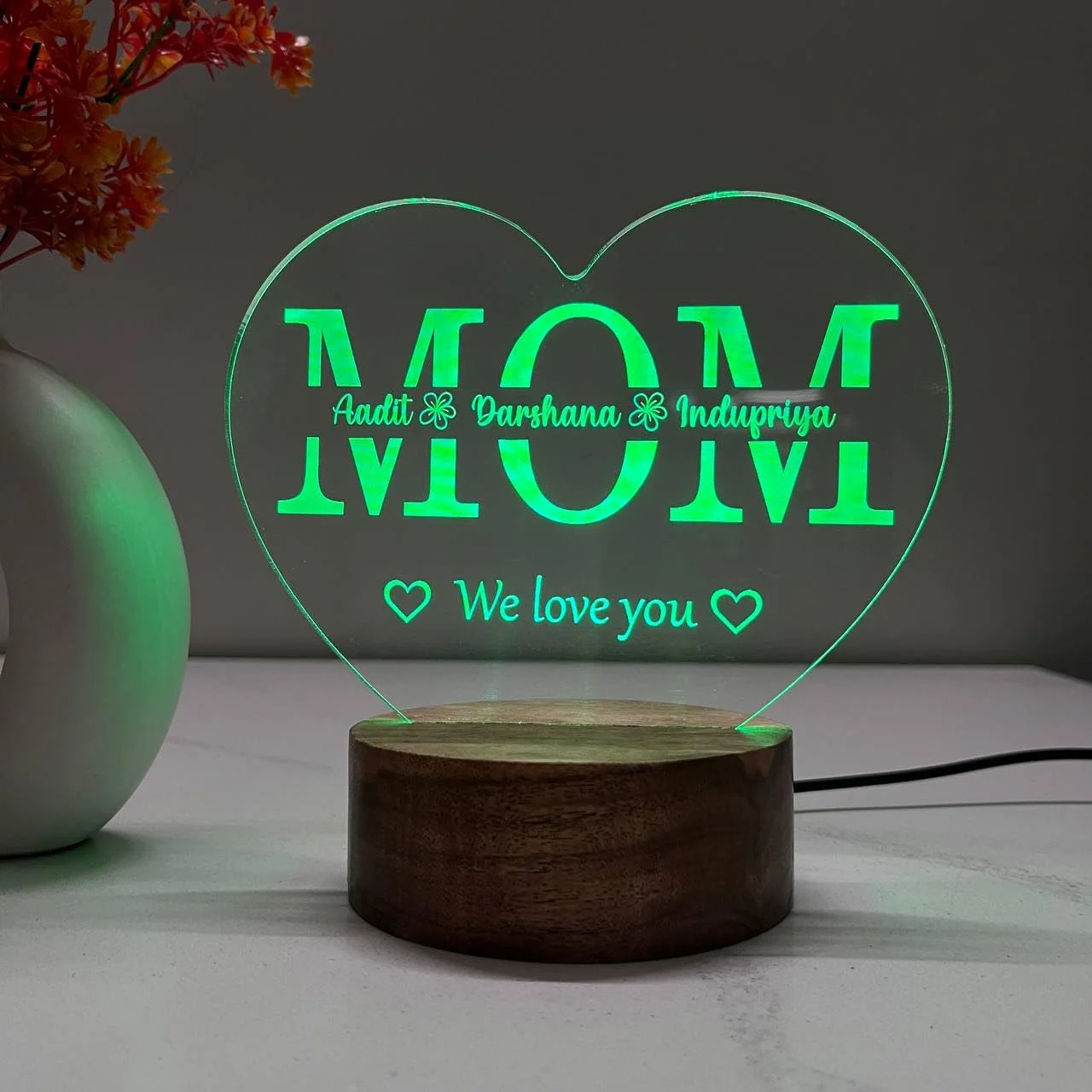 Multicolour mom name lamp – colour option