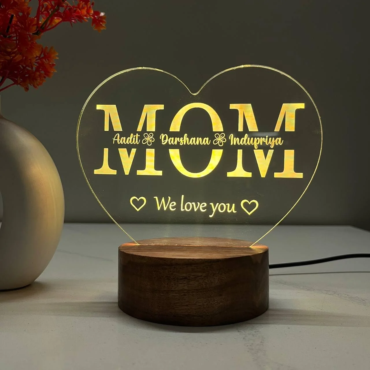Multicolour mom name lamp – colour option