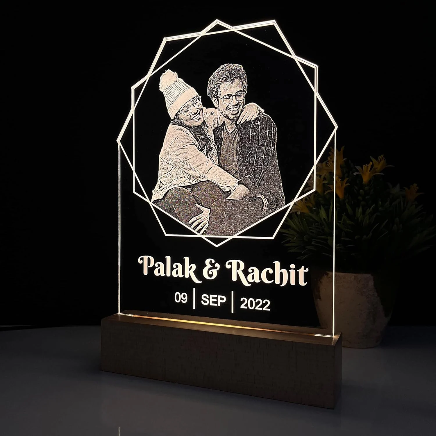 Couple Photo Lamp with Geometric Frame – Names & Date